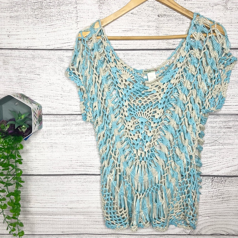 Vivid Collection NY Baby Blue & Cream Crochet Open Knit Top Size Medium Beach